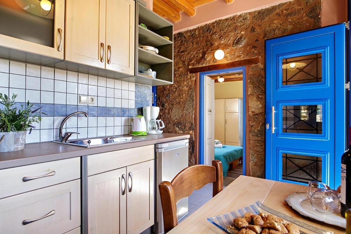 Mirthios-Hill Apartments Plakiás Eksteriør bilde