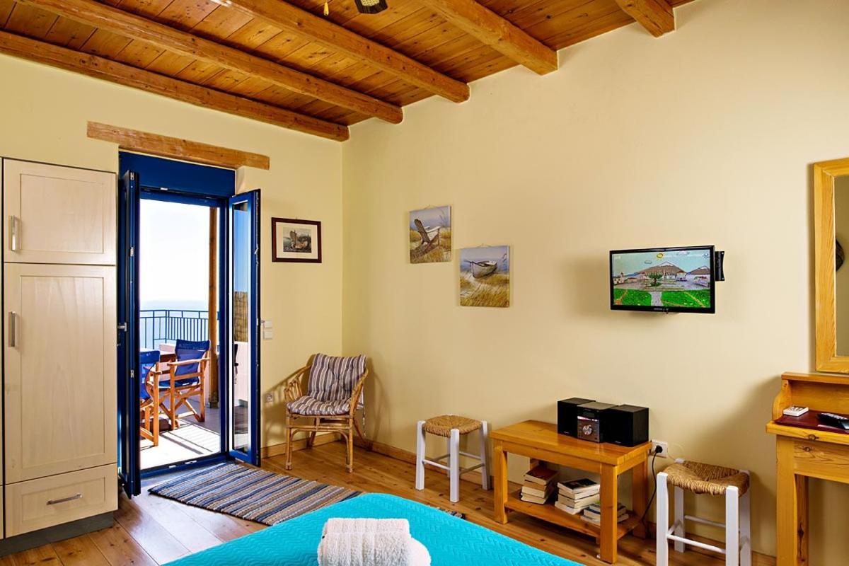 Mirthios-Hill Apartments Plakiás Eksteriør bilde